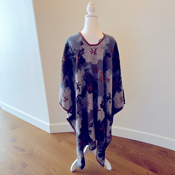 Marc New York Andrew Marc Multicolor Southwest Style Poncho Wrap Cape - One Size - Picture 2 of 3